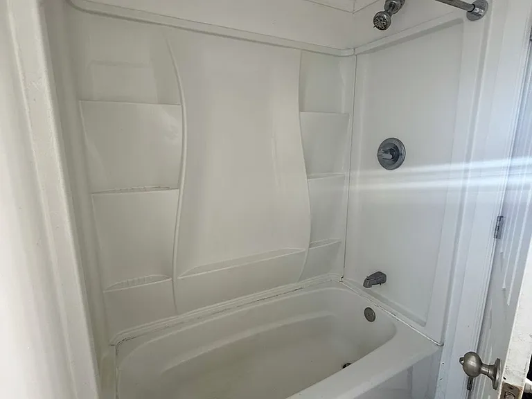151 Calvert St — Photo 29