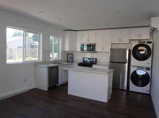 10558 Langmuir Ave, Sunland, CA 91040