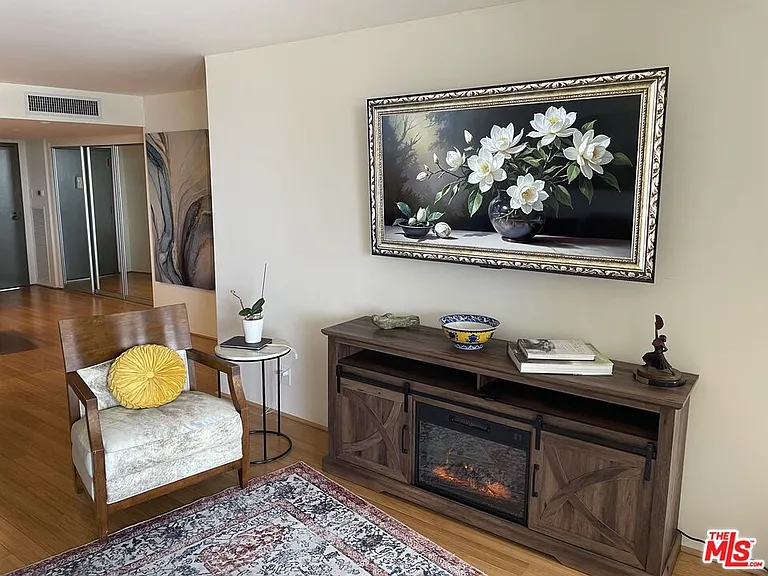 4314 Marina City Dr #126 — Photo 6