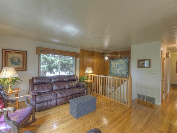 3rd image of 1210 Downey St