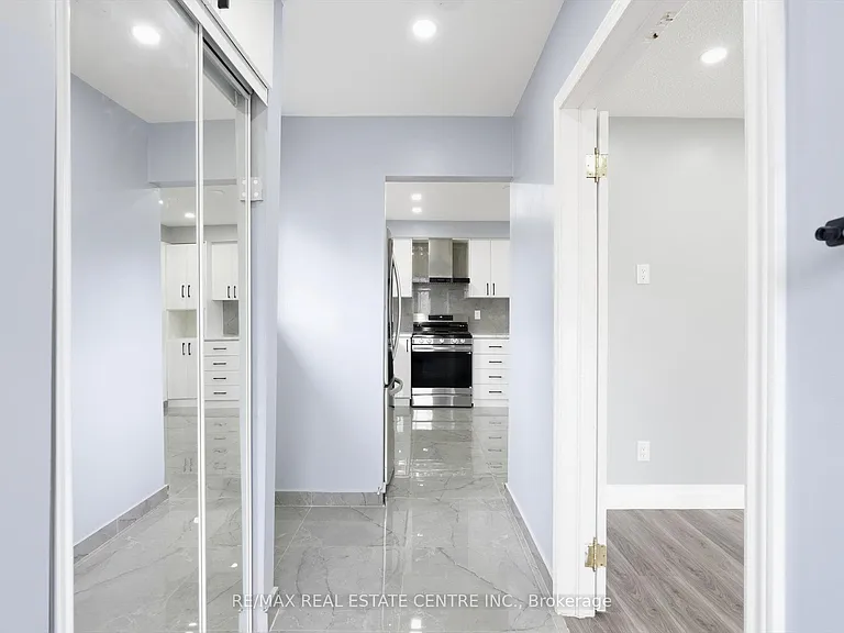 33 Garside Cres #MAIN — Photo 5