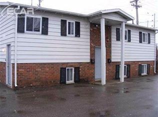 429 E Hemphill Rd, Flint, MI 48507