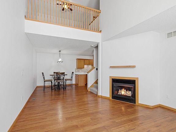 3rd image of 5256 207th St N