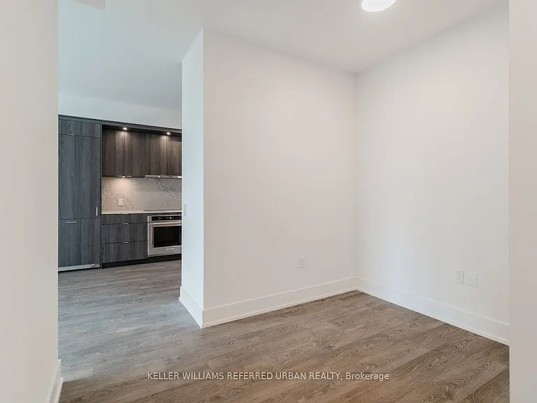 858 Dupont St #702 — Photo 27