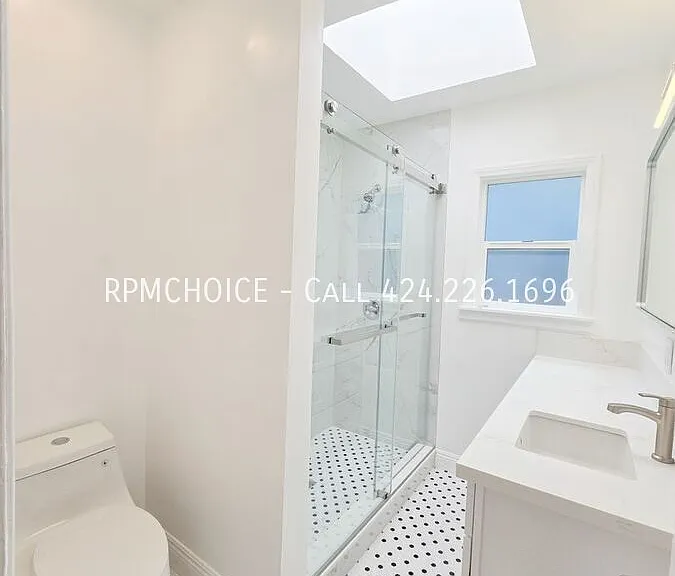 403 Sierra Vista Dr — Photo 10