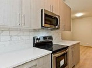 1547 W Augusta Blvd #G, Chicago, IL 60642