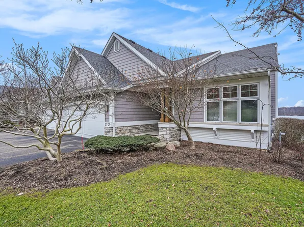 3769 Crystal Waters Ln NE, Grand Rapids, MI 49525