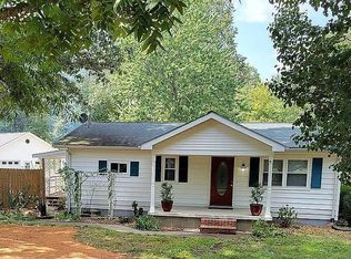 3145 Oaks Rd, Paducah, KY 42003