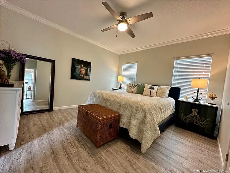 352 NE Starboard Dr — Photo 11