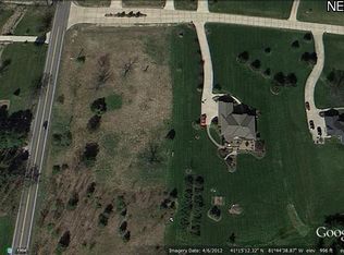 Ridge Rd, Hinckley, OH 44233