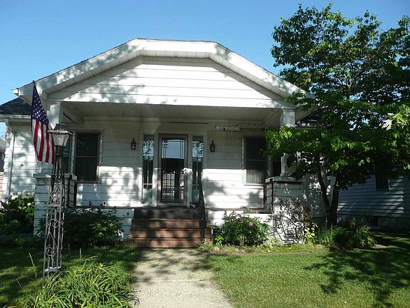 2nd image of 628 N Mason St