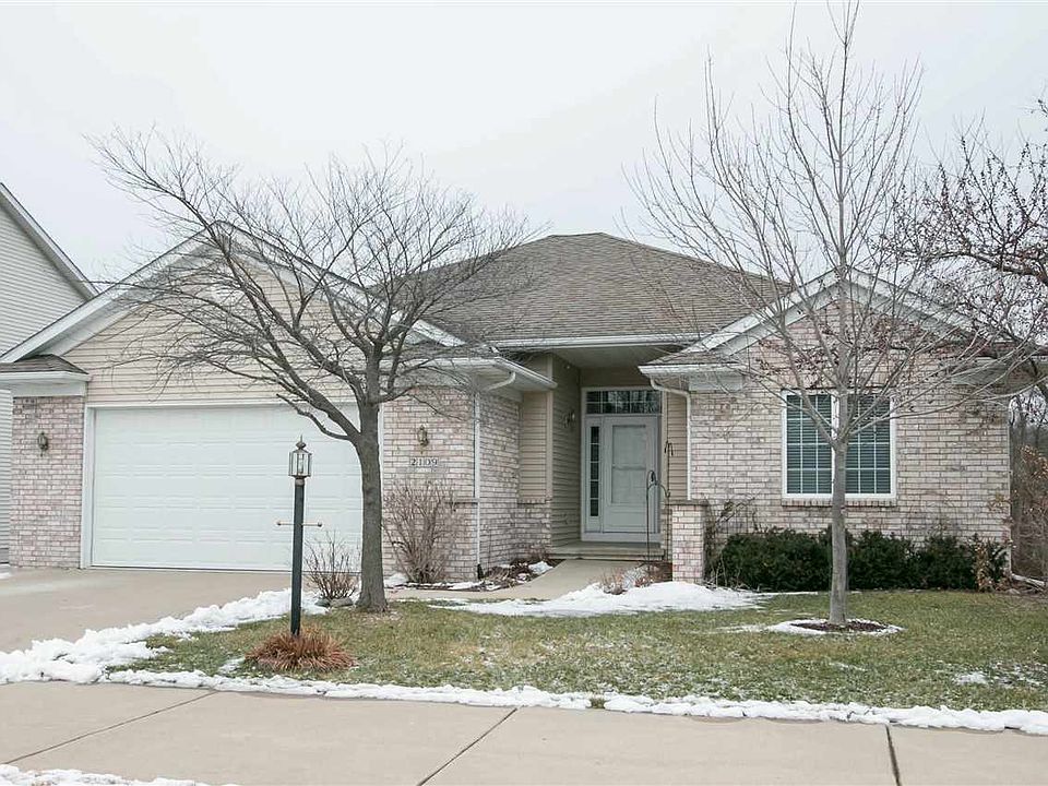 1st image of 2109 Timber Ln