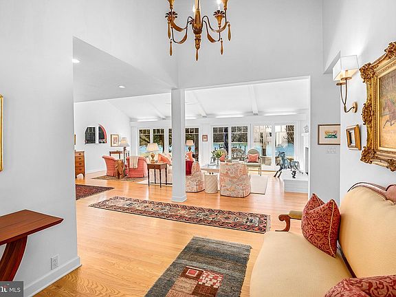 5th image of 5728 Pirates Cove Rd