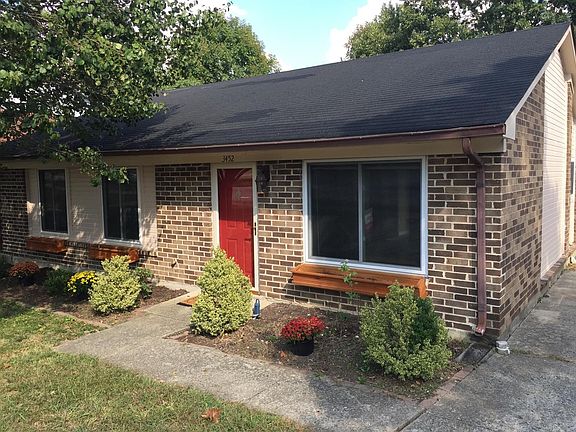 2nd image of 3452 Kenesaw Dr