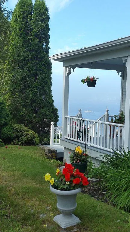3 bed, 1518 sqft, $4,000 — Photo 2
