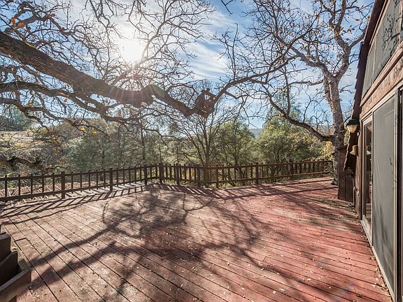 4th image of 30110 Yosemite Springs Pr