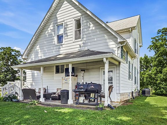5th image of 2648 Troy Rd