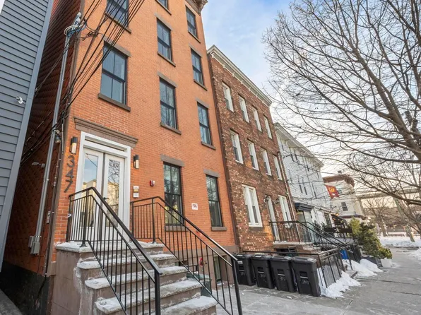 347 Pavonia Avenue image 1 of 20