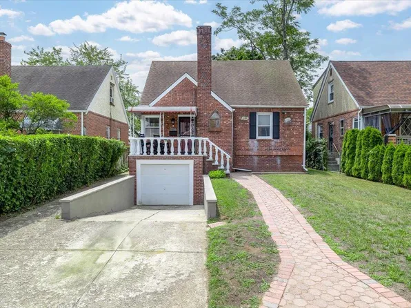 22324 Murdock Avenue, Queens Village, NY 11429