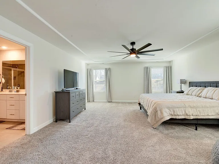 4009 Woodland View Dr — Photo 29