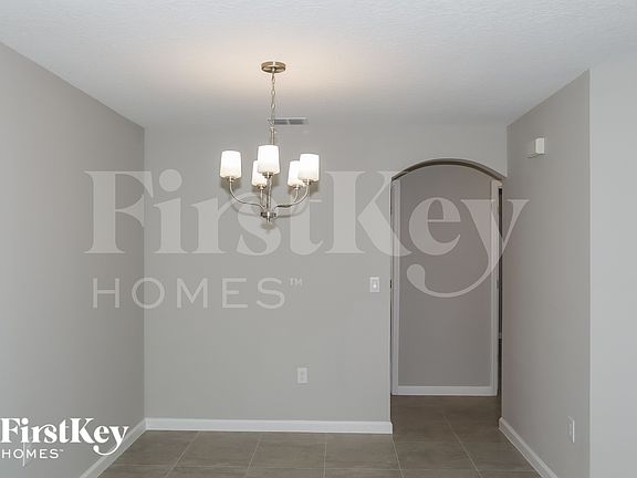 5th image of 445 Earhart Dr