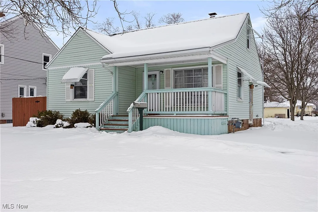 6883 Orchard Blvd photo 1