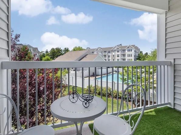 204 Clocktower Dr Unit 6209, Waltham, MA 02452