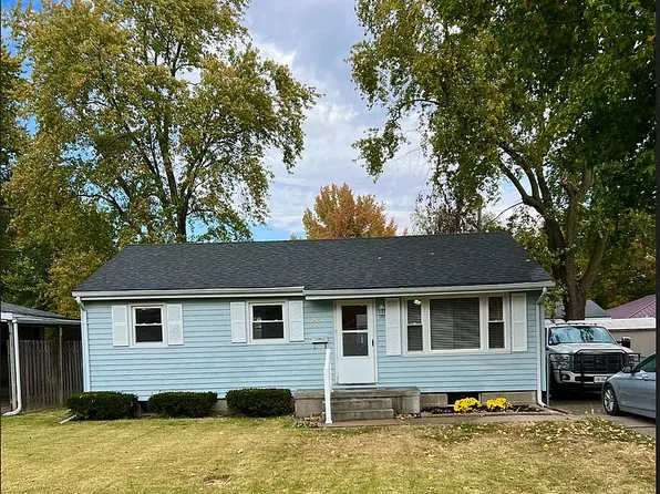 2451 Sussex Rd, Springfield, IL 62703