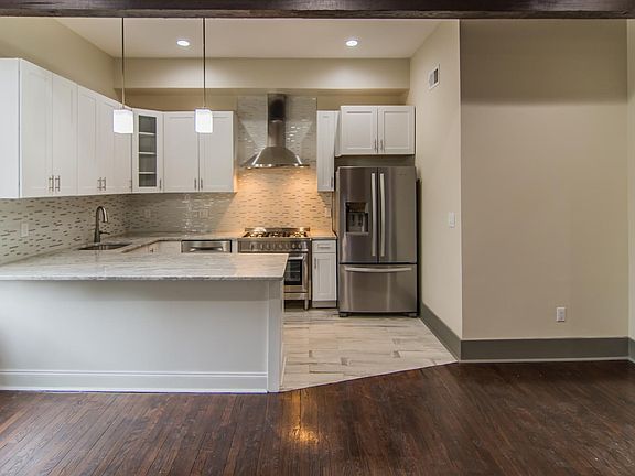 3rd image of 9 Clinton Ave