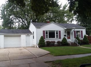 840 Marquette Ave, Green Bay, WI 54304