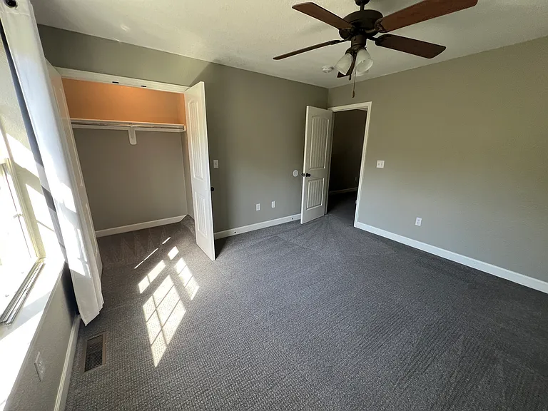 13750 Post Oak Ln — Photo 7