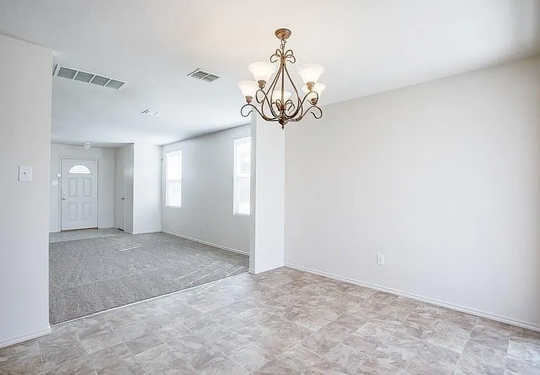 10540 Flagstaff Run — Photo 9