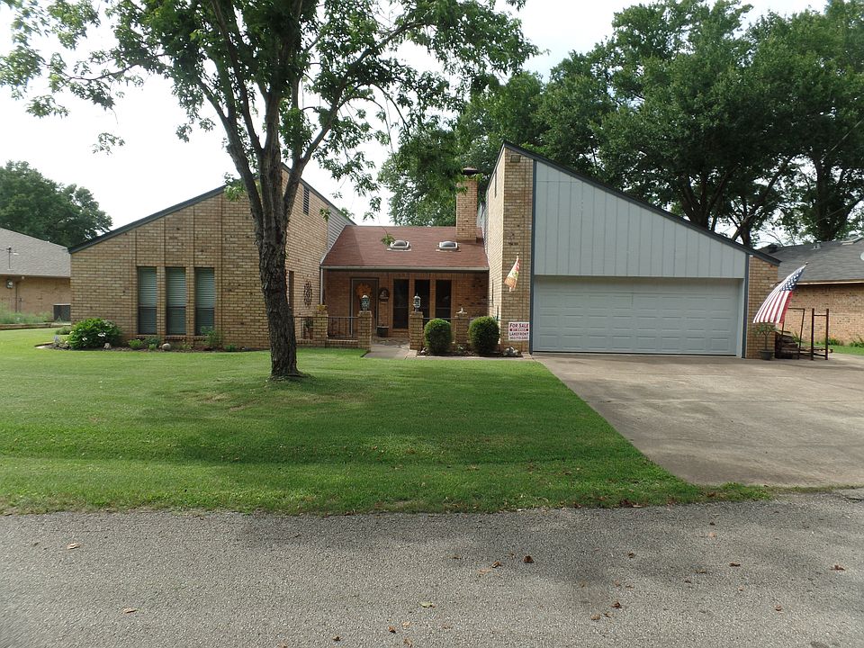 1st image of 15658 Lakeside Dr