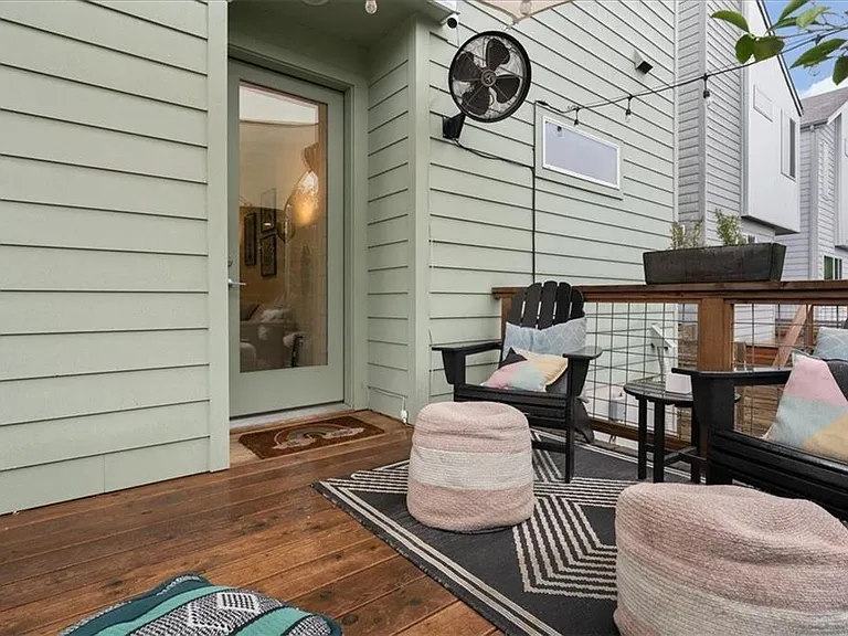 801 N Bluff Dr #18 — Photo 26
