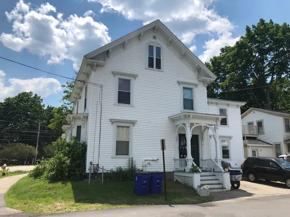 2 Maple St, Exeter, NH 03833