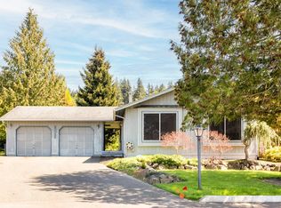 23725 Lake Dr E, Bothell, WA 98021