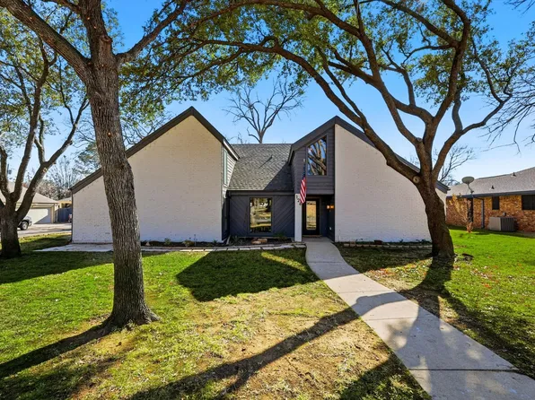 126 Willow Creek Est, Lewisville, TX 75077