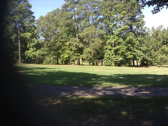 5th image of 247 Brookwood Forest Dr