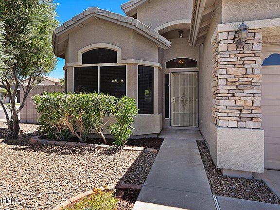 2nd image of 3823 E WATERMAN Street