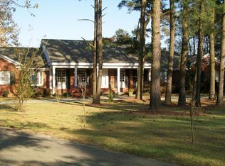 601 Lakeshore Dr, Goldsboro, NC 27534