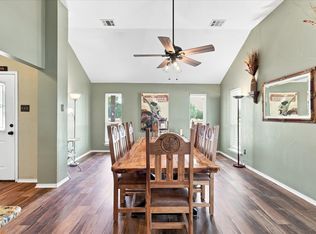 11555 Plainview Rd, Krum, TX 76249