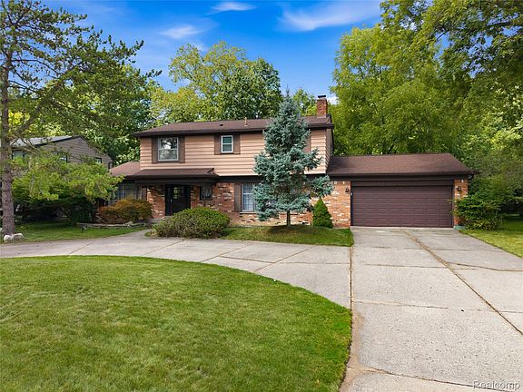 5th image of 25055 Arden Park Dr