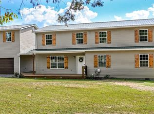 821 Bryant St, Etowah, TN 37331