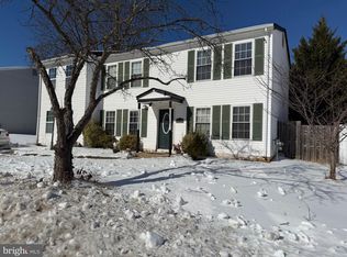 14314 Lindendale Rd, Woodbridge, VA 22193