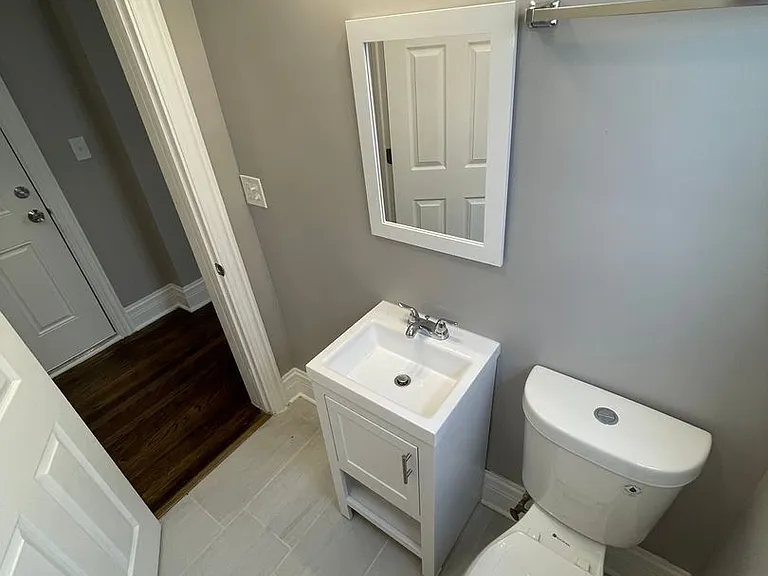 11023 S Vernon Ave #1B — Photo 10
