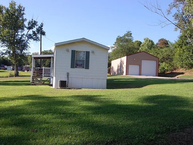 45550 Old Hopedale Rd — Photo 4