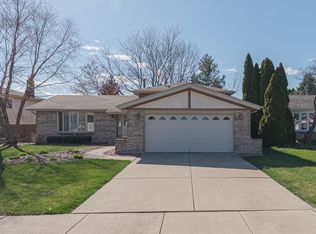 19928 Scarth Ln, Mokena, IL 60448