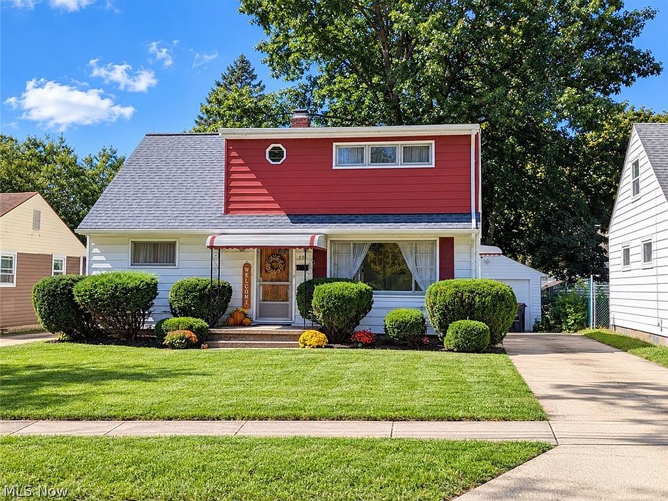 1st image of 888 Caddo Ave