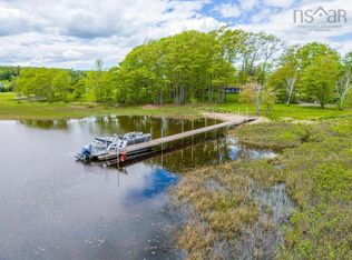 40 Martins Point Rd, Enfield, NS B2T1H9