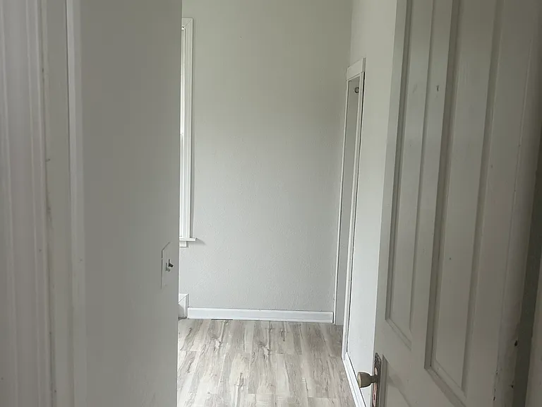 1630 Kearney Ave — Photo 14